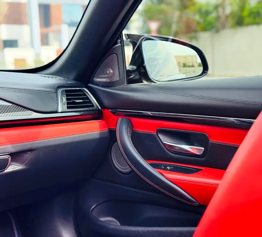 2018 BMW M4 CONVERTIBLE GCC SPECS IN EXCELLENT CONDITION - Image 17