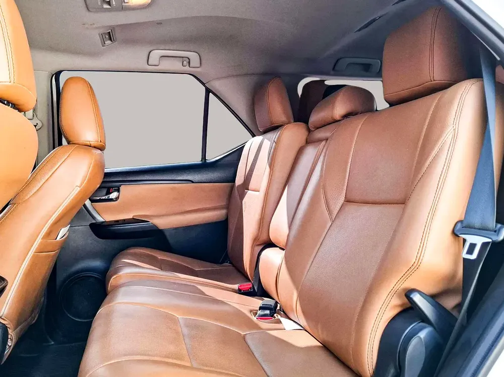 AED 1368/month | 2022 Toyota Fortuner  | GCC Specs | Ref#450252 - Image 12