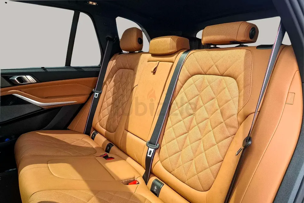 AED 5774/month | 2025 BMW X5 Xdrive 40i | GCC Specs | Ref#441471 - Image 12
