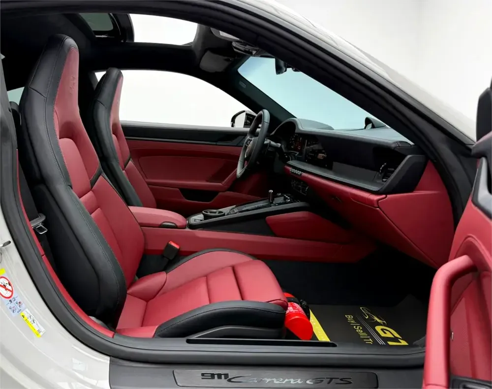 2026 Porsche 911 Carrera GTS ,Porsche Warranty, Excellent Condition ,Full PPF ,GCC - Image 13