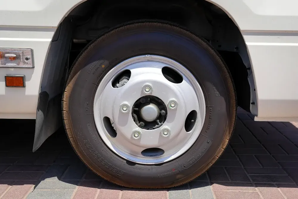 2026 Toyota Coaster 4.2L DSL MT 23-Seater | GCC Specs - Image 10
