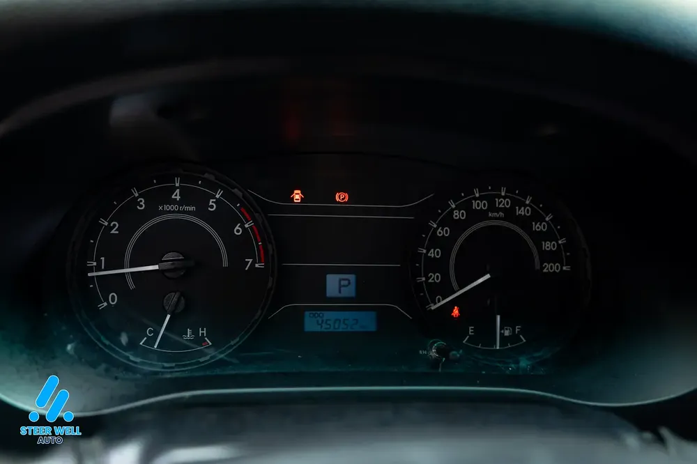 2022 Toyota Hilux GL 2.7L Automatic – GCC Specs Dual Cab | Tough Performance, Ready to Drive Today - Image 15