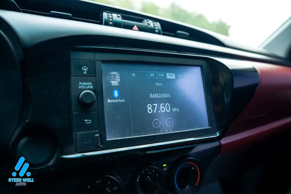 2022 Toyota Hilux GL 2.7L Automatic – GCC Specs Dual Cab | Tough Performance, Ready to Drive Today - Image 17