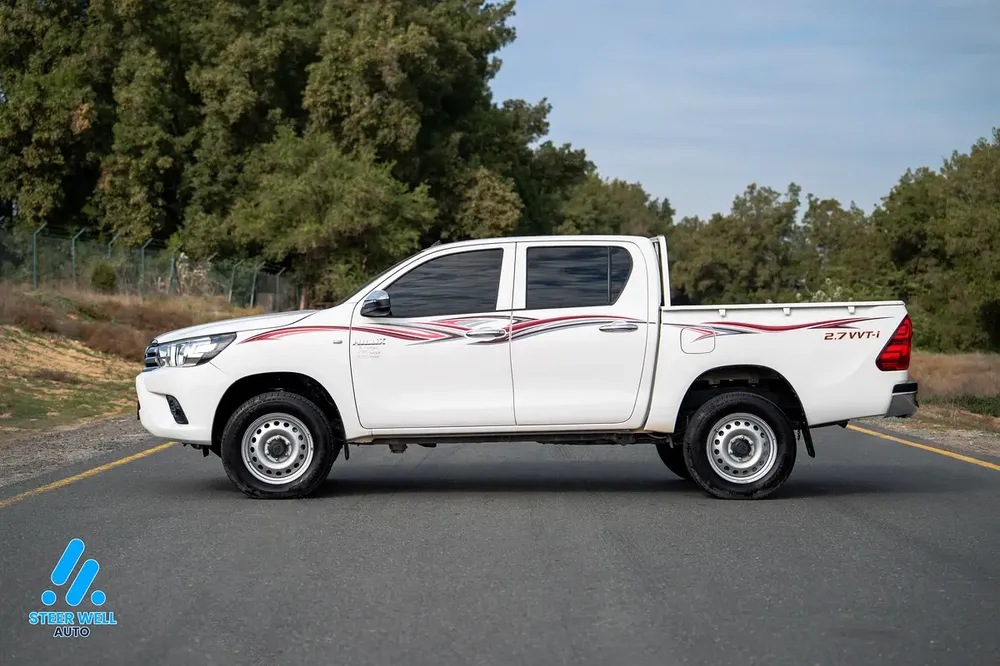 2022 Toyota Hilux GL 2.7L Automatic – GCC Specs Dual Cab | Tough Performance, Ready to Drive Today - Image 4