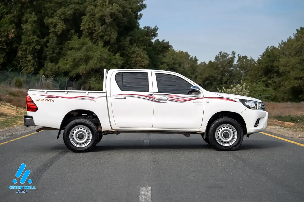 2022 Toyota Hilux GL 2.7L Automatic – GCC Specs Dual Cab | Tough Performance, Ready to Drive Today - Image 5