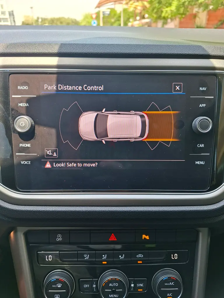 2021 VW T-Roc 1.4 Style GCC Specification Full Service History No Accidents Original Keys x 2 - Image 19