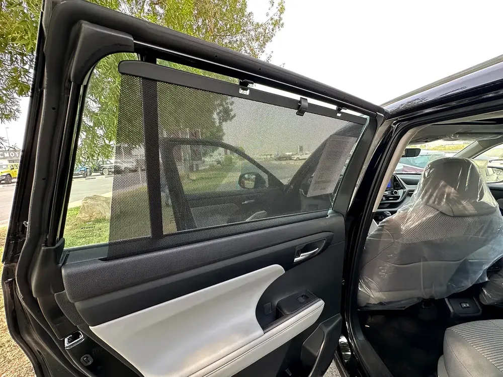 2025
TOYOTA HIGHLANDER HEV GLE-E
 WHITE | FROMAGE - Image 7