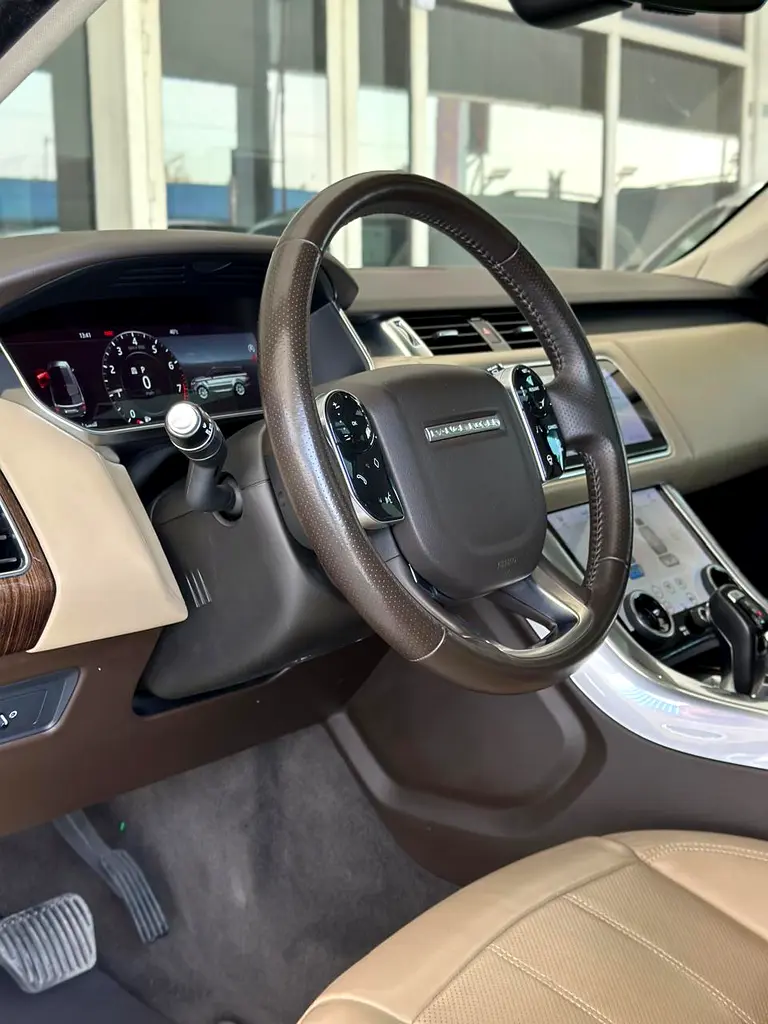 RANGE ROVER SPORT - SUPER CHARGE - Image 13