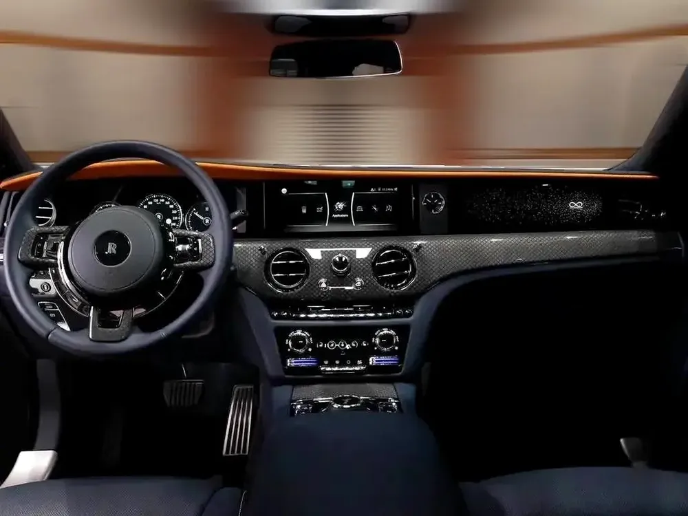 Rolls-Royce Ghost Black Badge - Image 15