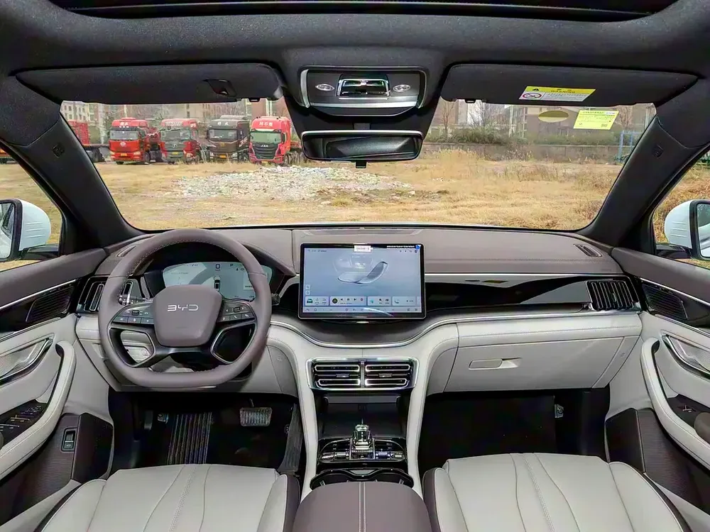 BYD Song Plus NEW ENERGY EV Smart Drive 520KM LUXURY EDITION | 2025 - Image 9