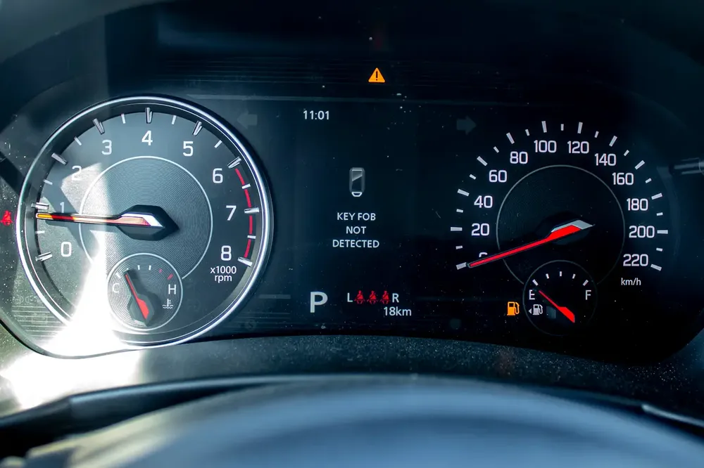 Suzuki Swift GLX, RADAR, DUAL TONE, HIGH OPTION 2026 - Image 12