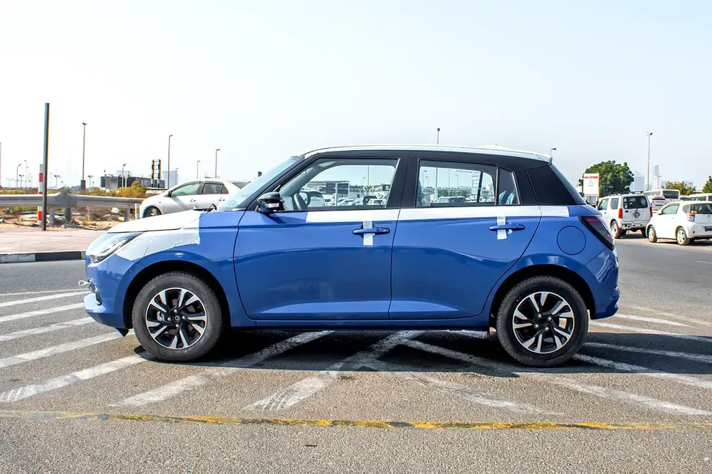Suzuki Swift GLX, RADAR, DUAL TONE, HIGH OPTION 2026 - Image 4