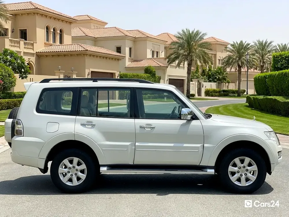 AED 1,091/m | 0 DP | Free 3 Months Warranty | Service History | 30D Return | MITSUBISHI PAJERO 2022 - Image 5