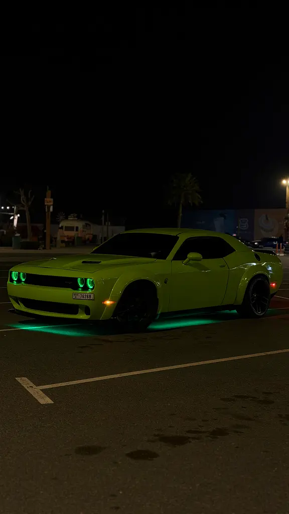 Dodge Challenger SXT 2016 converted in to SRT widebody kit -  Excellent Condition - Image 9