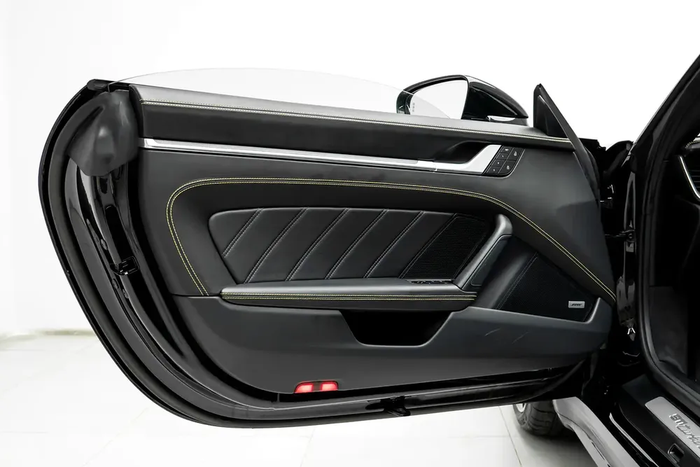 AL NABOODAH WARRANTY - 2023 PORSCHE 911 TURBO S CABRIOLET - SPORT EXHAUST PCCB - FRONT LIFT - Image 19