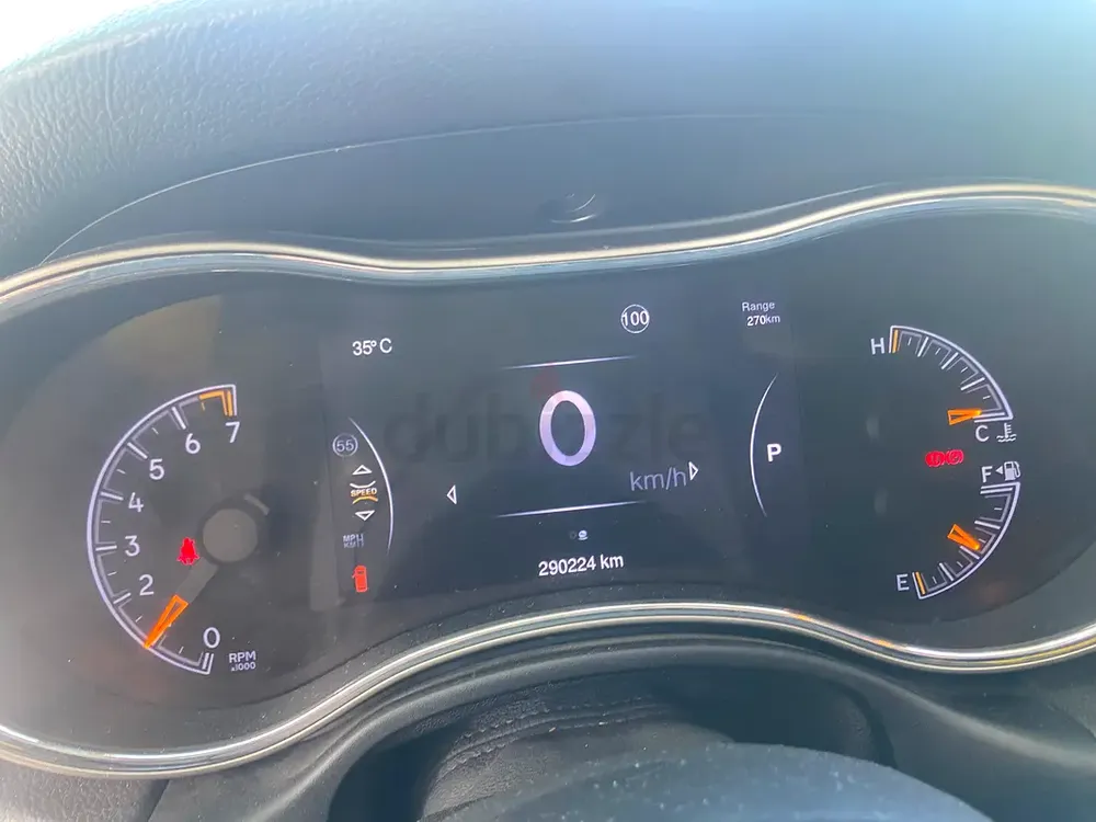 SRT Converted Jeep Grand Cherokee Laredo 2014 GCC Specs (Negotiable) - Image 8