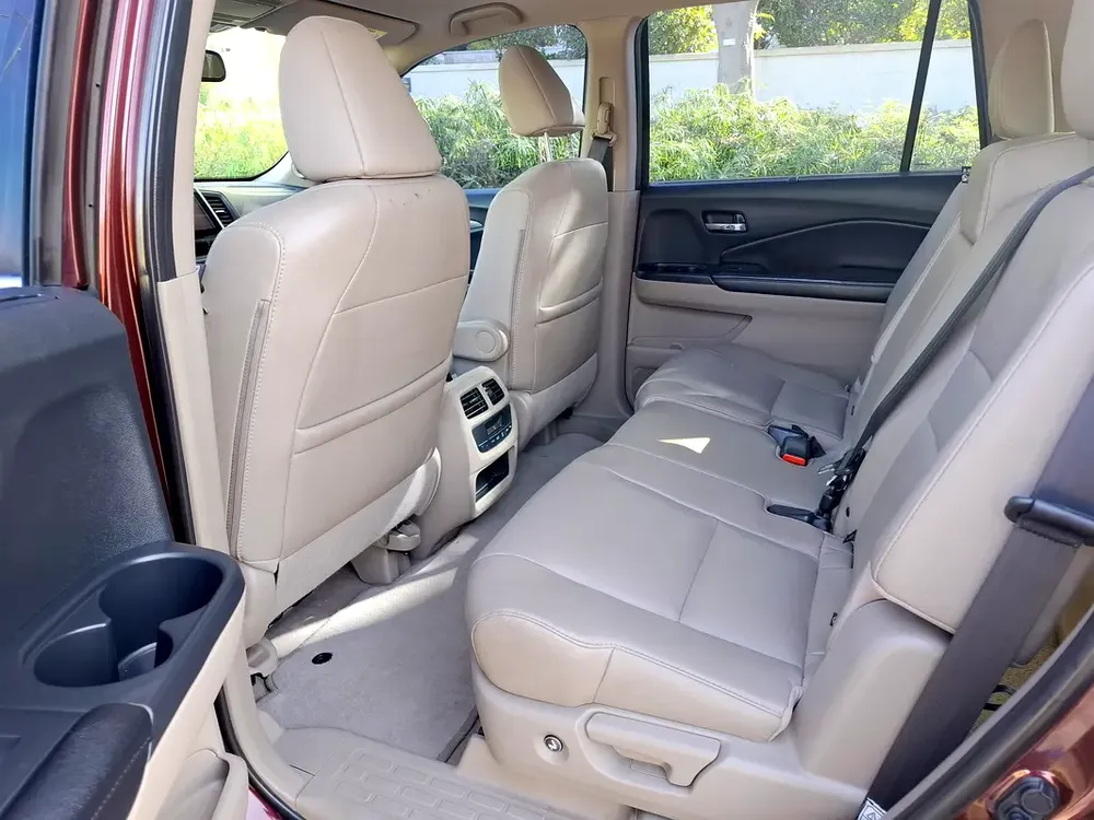 Honda Pilot EX-L 2017 - GCC Specs FULL HONDA SERVICE HISTORY- Well Maintained - Image 12