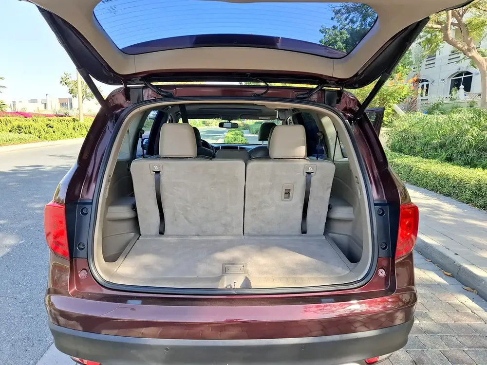 Honda Pilot EX-L 2017 - GCC Specs FULL HONDA SERVICE HISTORY- Well Maintained - Image 16