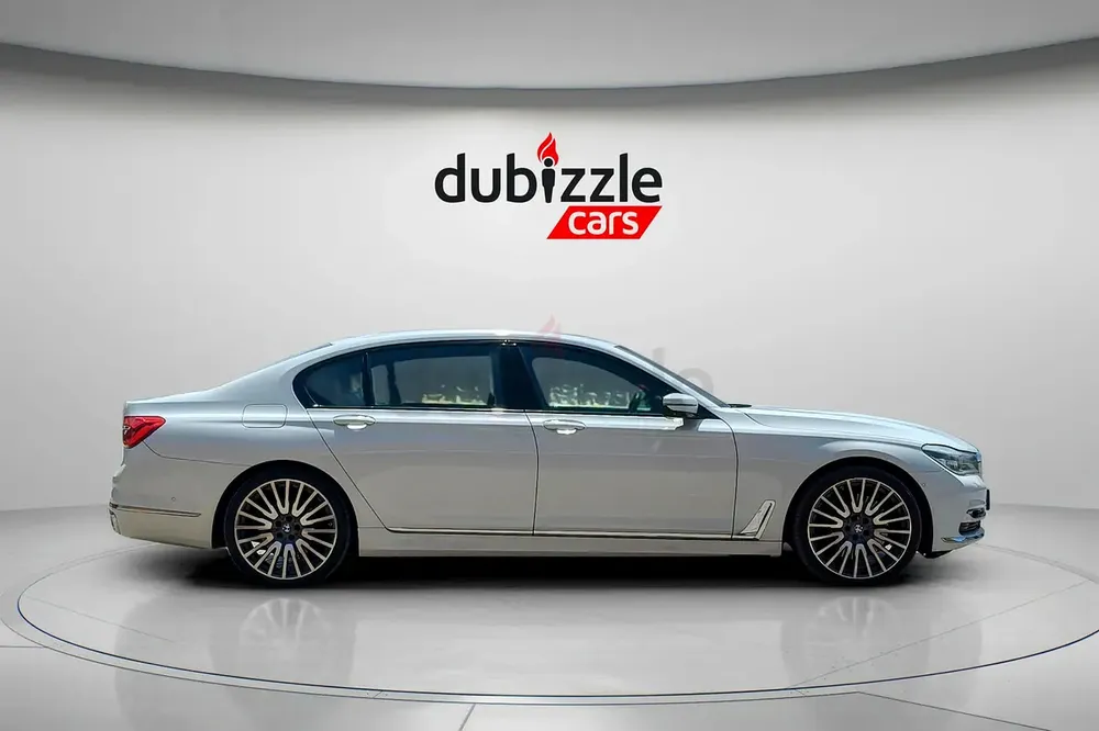 AED 2095/month | 2016 BMW 7-Series 750Li xDrive | GCC Specs | Ref#456441 - Image 4