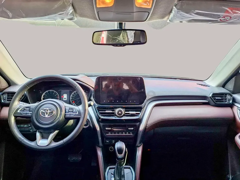 AED 1201/month | 2025 Toyota Urban Cruiser GLX | GCC Specs | Ref#402530 - Image 9