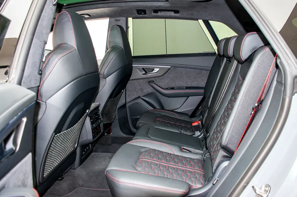 RSQ8 I Carbon Interior I Top Conditions - Image 11