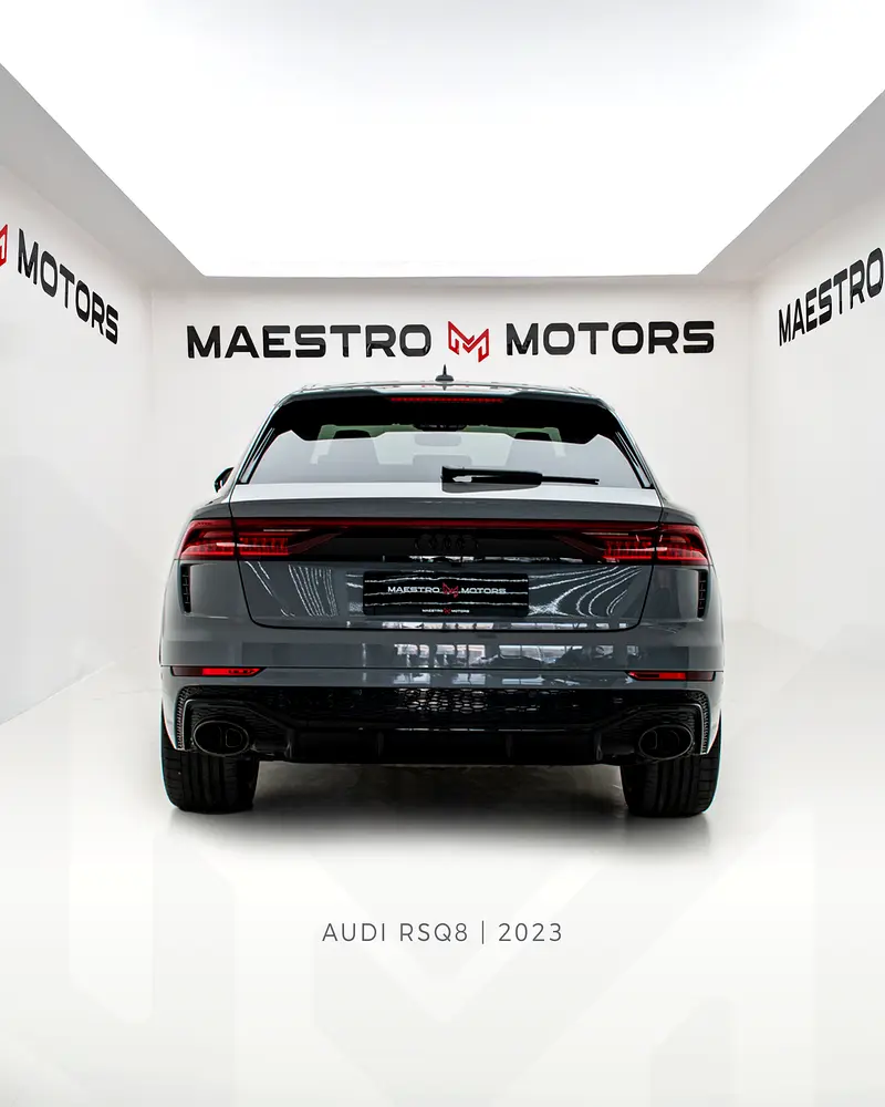 RSQ8 I Carbon Interior I Top Conditions - Image 4