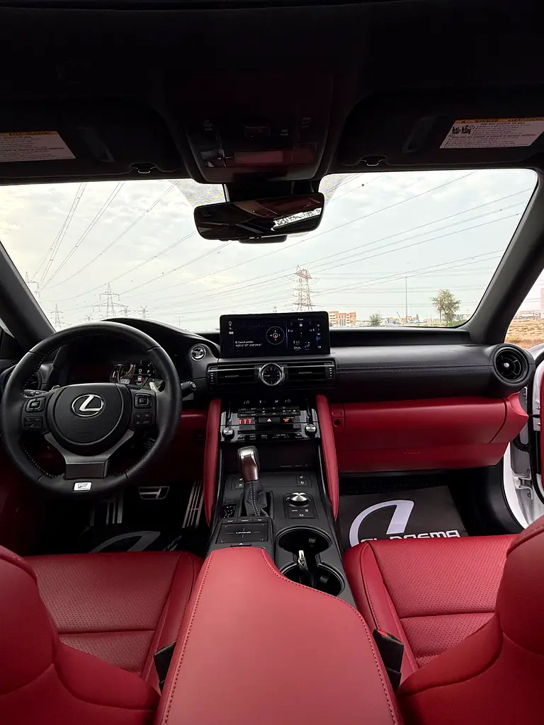 2025 Lexus IS 350 F Sport - American Specs - GCC Ready - Image 8