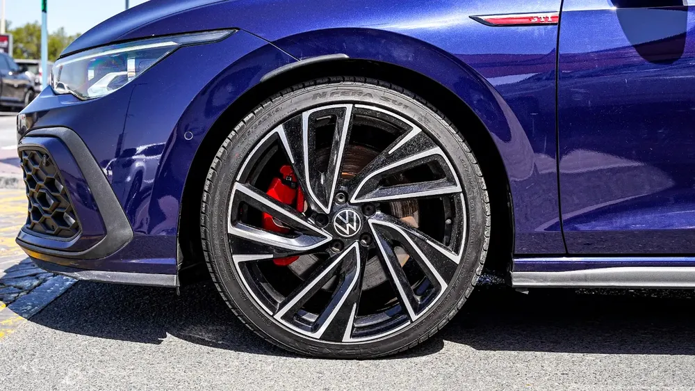 2021 Volkswagen Golf GTI | GCC Specs | Performance Hatchback - Image 4