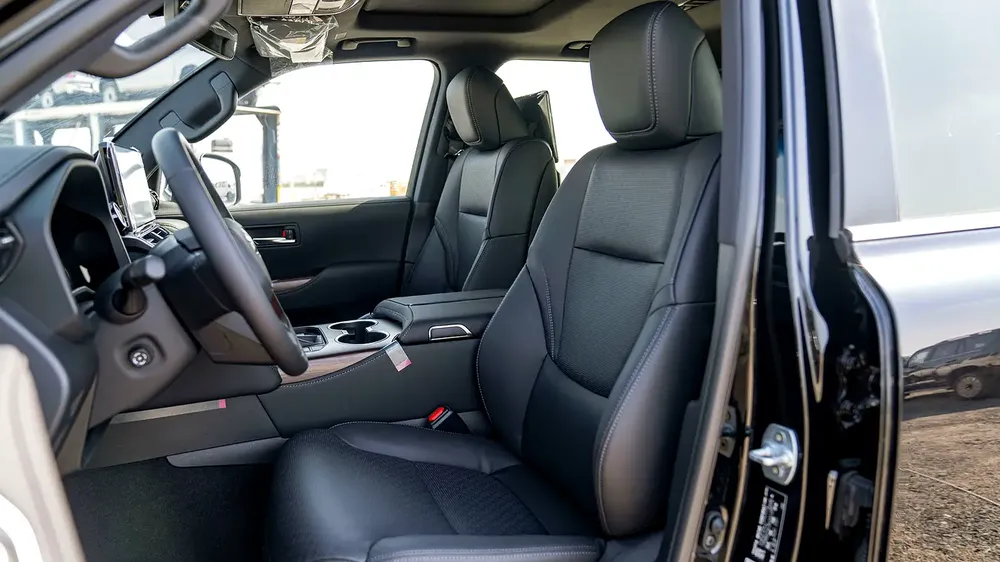 Toyota Land Cruiser VX 2026 - European Specs - Brand New - Image 16