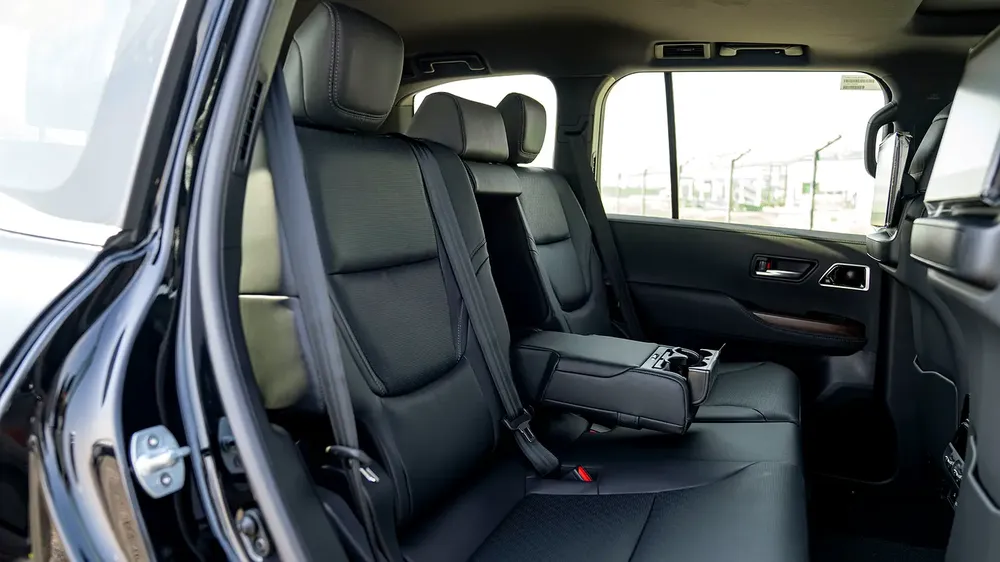 Toyota Land Cruiser VX 2026 - European Specs - Brand New - Image 17