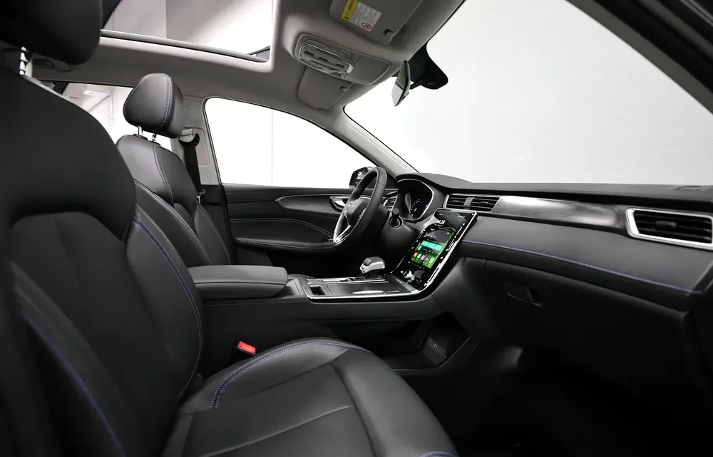 Roewe | RX5 Plus | Brand New | AED 875 monthly | Free Insurance + Registration Ref#RX5 - Image 7