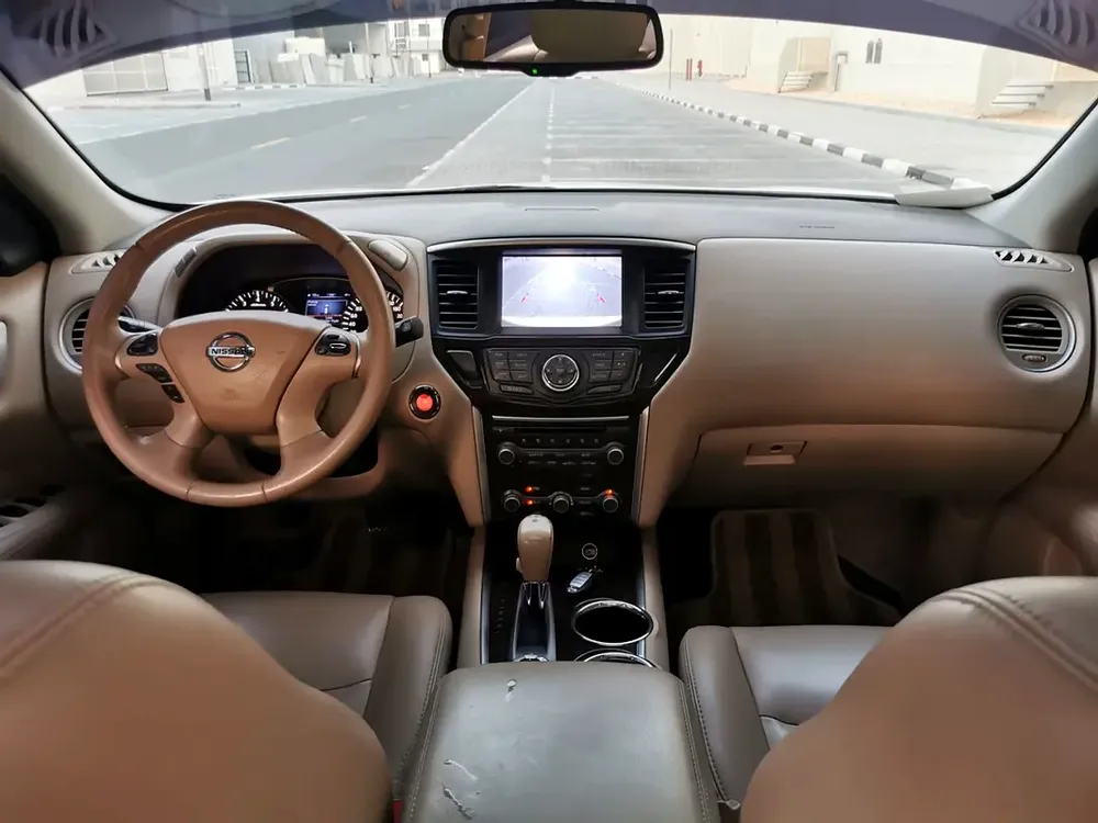 Nissan Pathfinder SV 2015 - GCC Specs - Well Maintained - Image 18