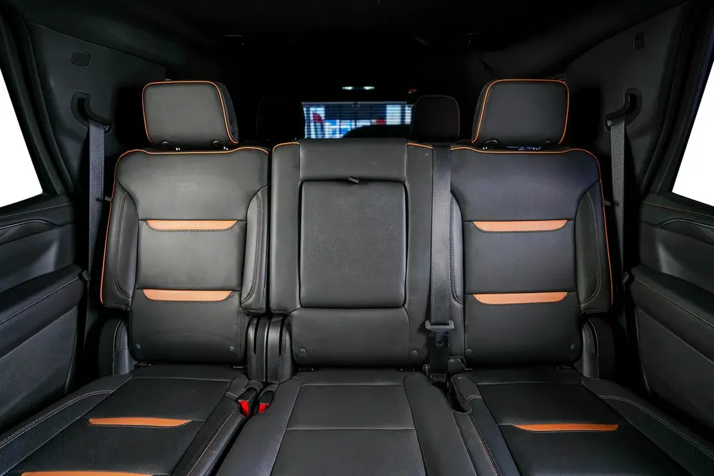 GMC Yukon AT4- GCC-  Full service history in Agency - Image 18