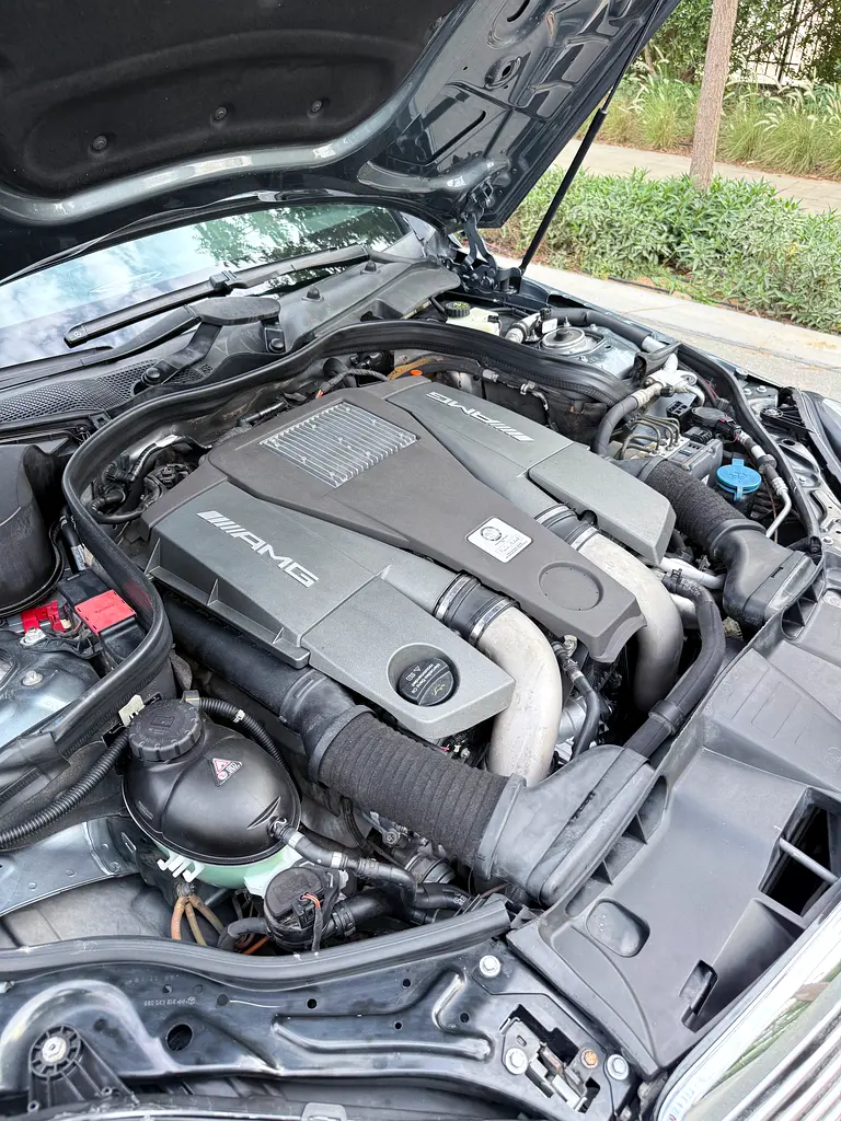 Mercedes-Benz E-Class E 63 AMG 2012 | GCC Specs | Low Mileage | Immaculate Condition - Image 14