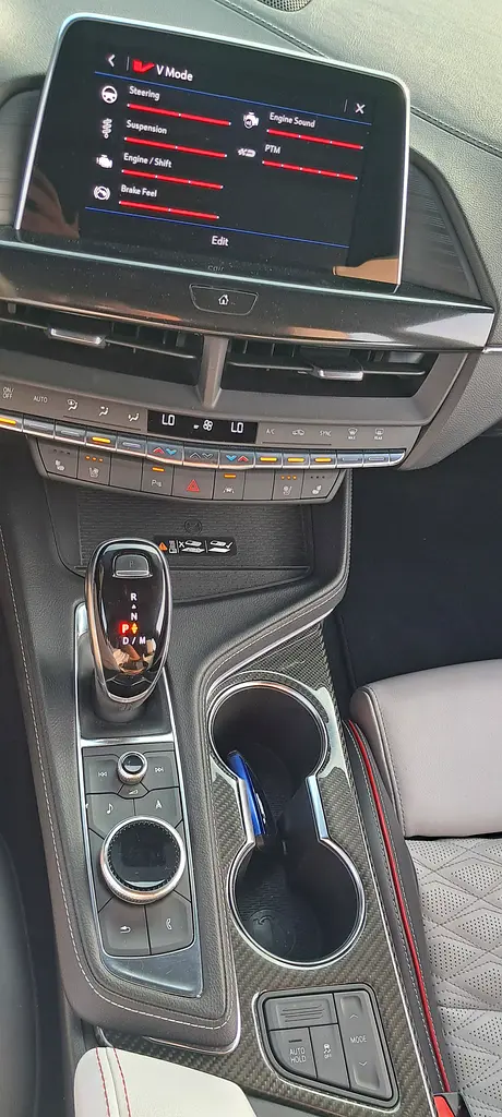 CT4 BLACKWING V6 3.6 TWIN TURBO 472 HP 2022 GCC FULL SERVICE +  WARRANTY AL GHANDI + ORGINAL PAINT - Image 17