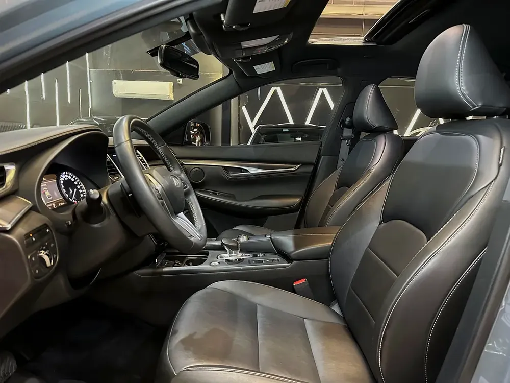 Infinity Qx 55 coupe - Image 15