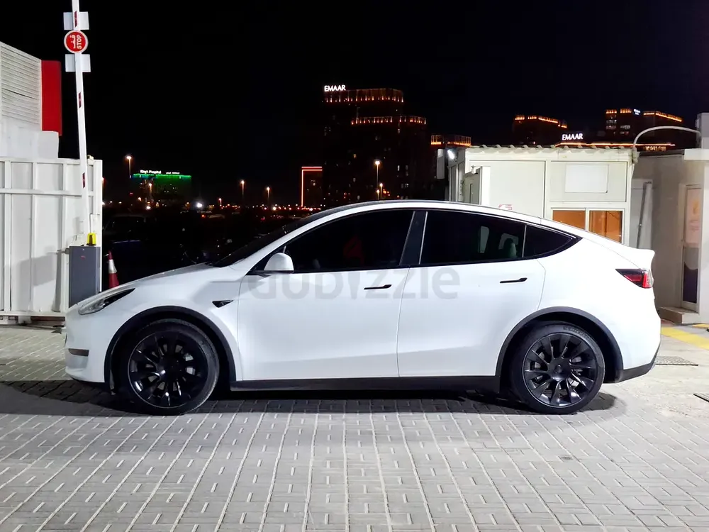 AED 1672/month | 2022 Tesla Model Y Long Range | GCC Specs | Ref#409528 - Image 5