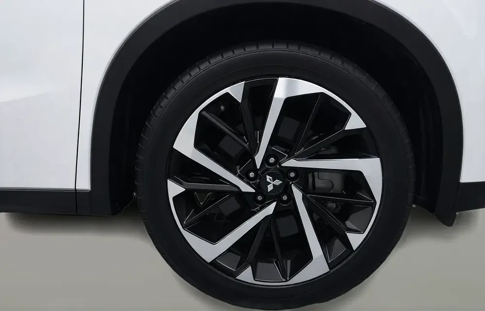 AED 1,254/month | 0 Downpayment | Free 3 Months Warranty | 30 Day Return | MITSUBISHI OUTLANDER 2024 - Image 12