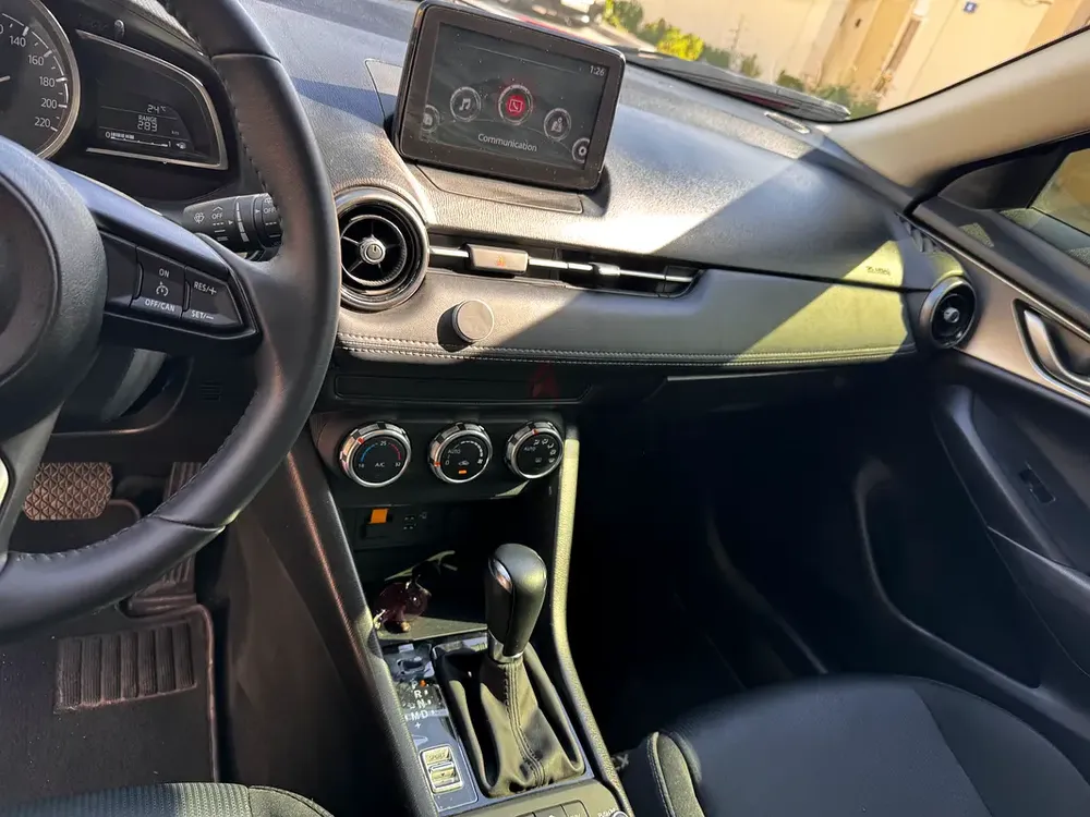 Mazda CX-3 GT 2023 GCC urgent sale front accident  before serious buyers only contact me - Image 13
