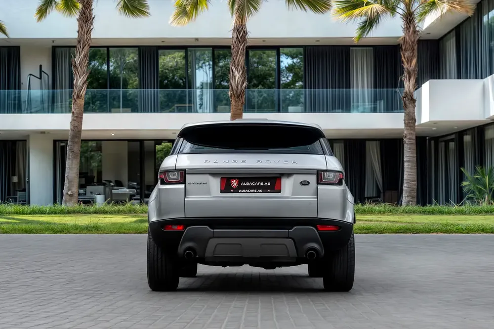 1,763 P.M |  Range Rover Evoque SE | 0% Downpayment | EVOQUE | IMMACULATE! - Image 5