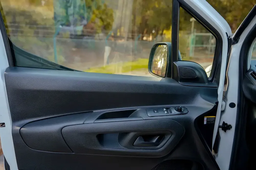 Peugeot Partner | Delivery Van | GCC Specs | Ref#P11271 - Image 13
