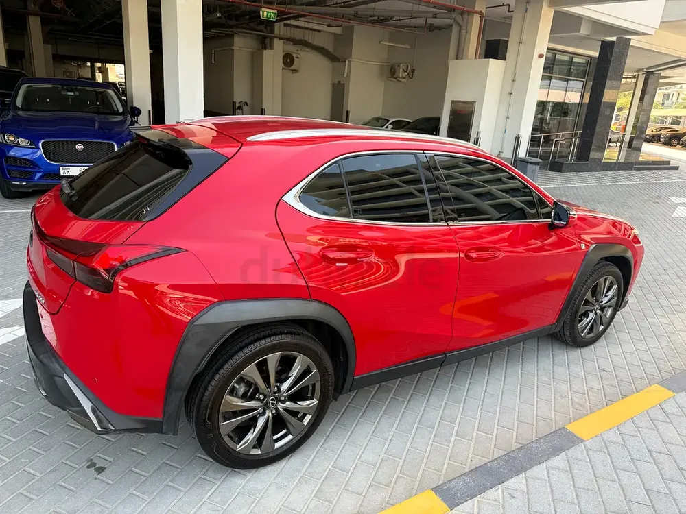 Lexus UX 200 F Sport Prestige 2019 | GCC Specs | Low Mileage - Image 16