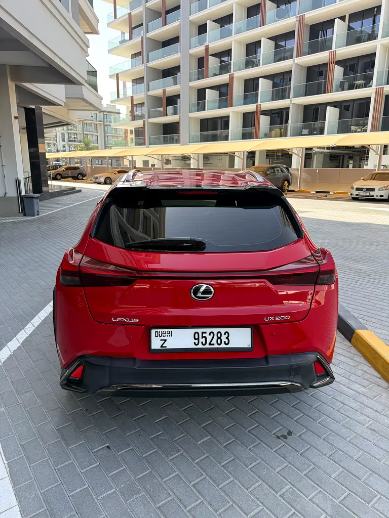 Lexus UX 200 F Sport Prestige 2019 | GCC Specs | Low Mileage - Image 17