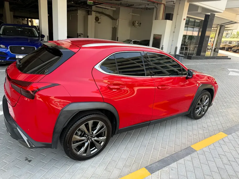 Lexus UX 200 F Sport Prestige 2019 | GCC Specs | Low Mileage - Image 5
