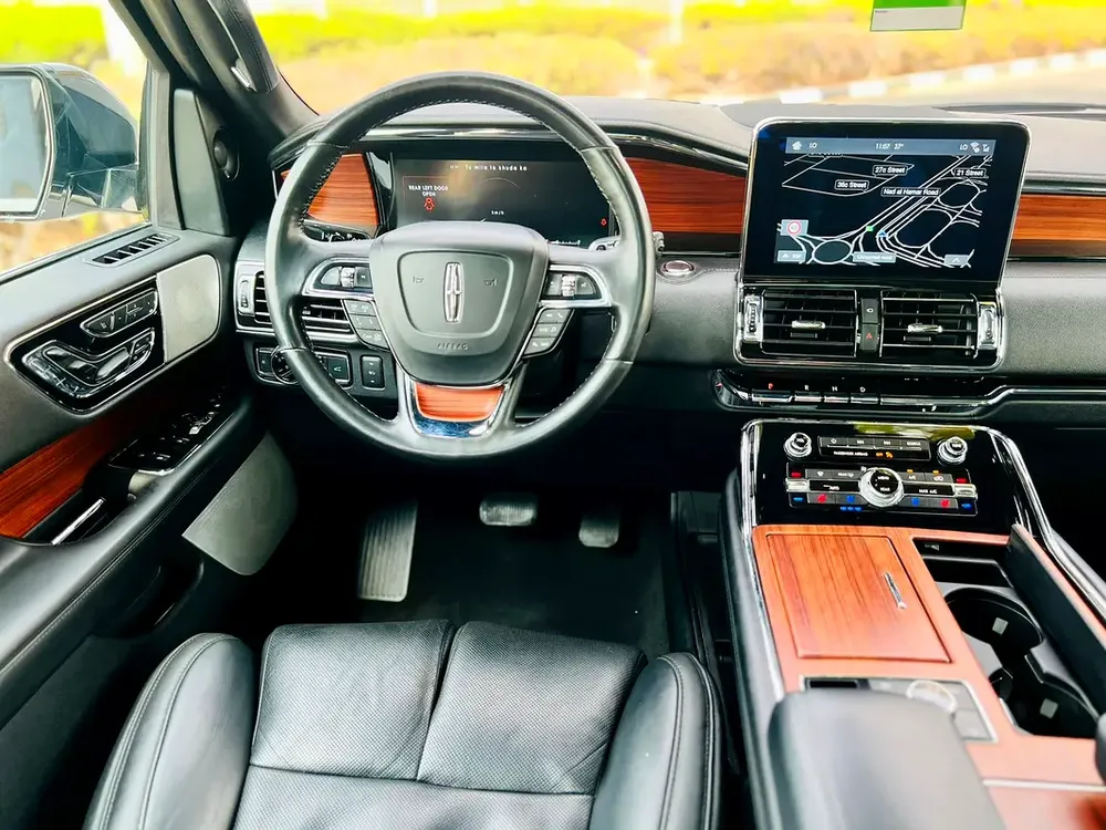 LINCOLN NAVIGATOR RESERVE | GCC SPECS | YEAR:2019| FULL SERVICE HISTORY BY AGENCY | LOW MILEAGE - Image 11