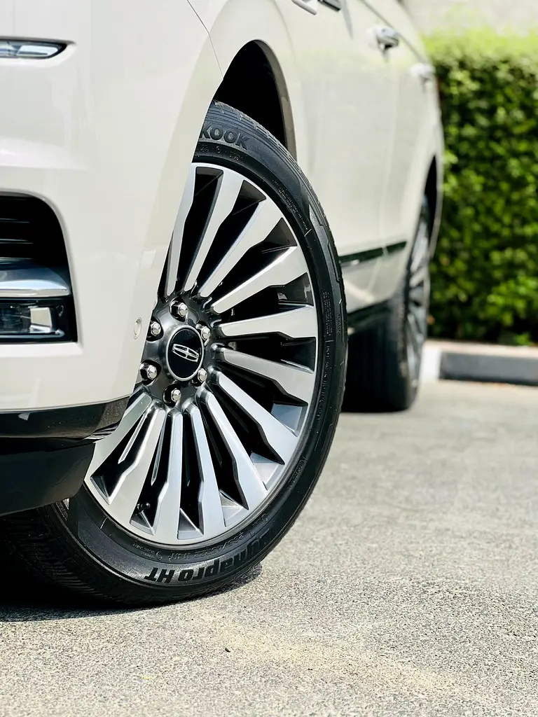 LINCOLN NAVIGATOR RESERVE | GCC SPECS | YEAR:2019| FULL SERVICE HISTORY BY AGENCY | LOW MILEAGE - Image 16