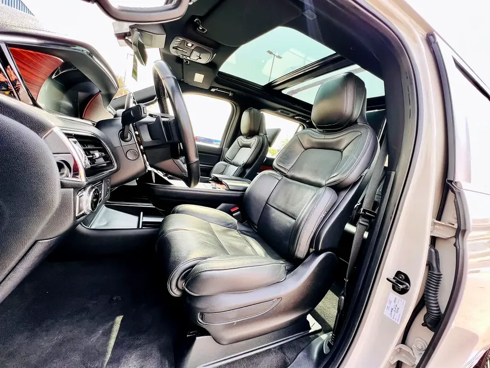 LINCOLN NAVIGATOR RESERVE | GCC SPECS | YEAR:2019| FULL SERVICE HISTORY BY AGENCY | LOW MILEAGE - Image 7