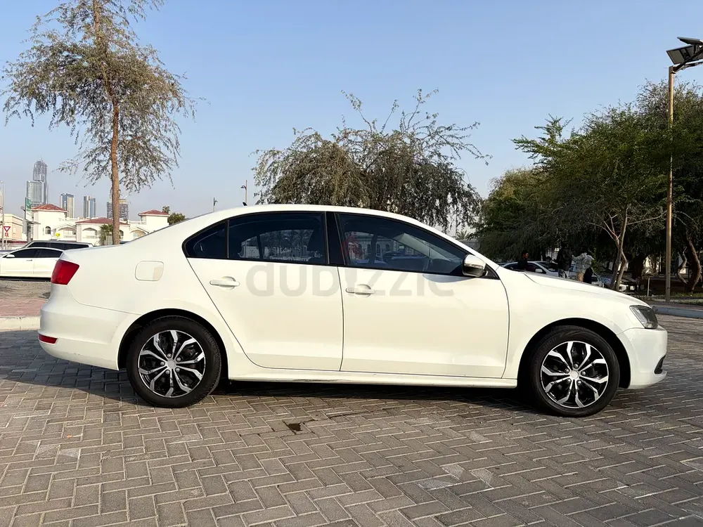 VW Jetta - Image 4