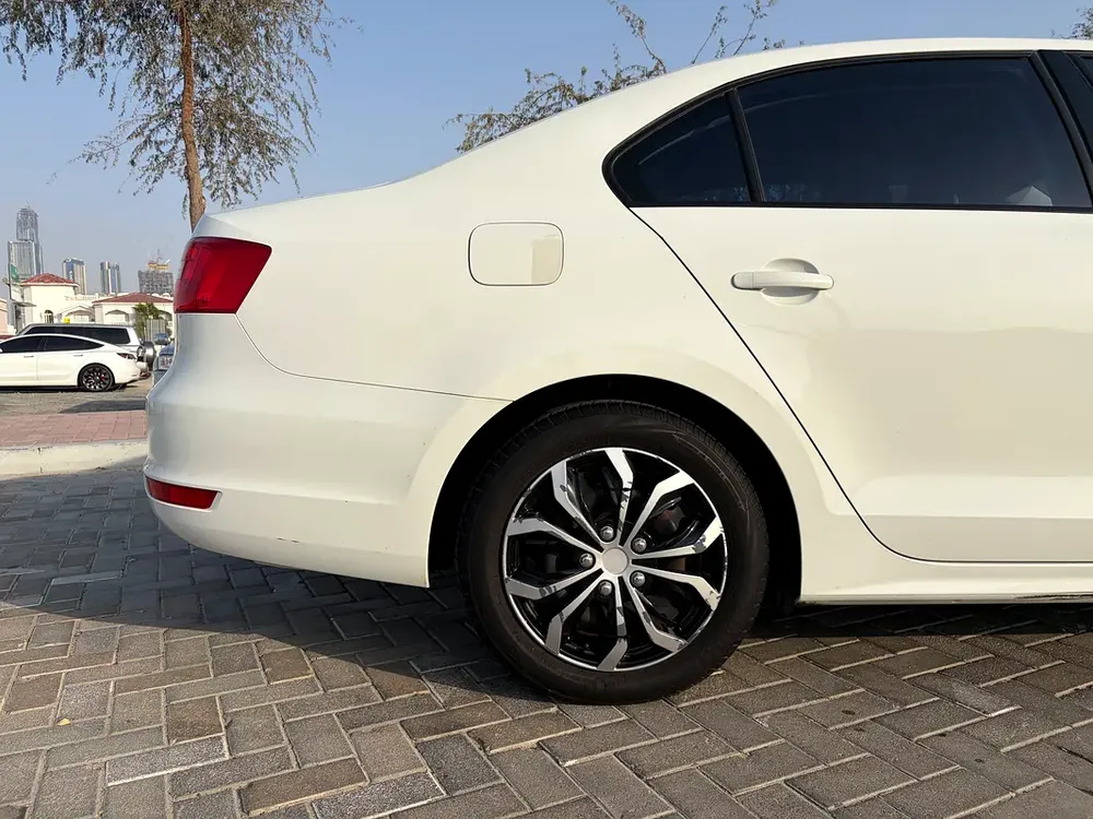 VW Jetta - Image 6