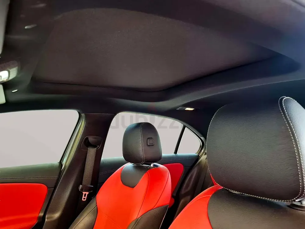 AED 1140/month | 2020 Mercedes-Benz A-Class A 35 AMG 4MATIC | GCC Specs | Ref#471451 - Image 11